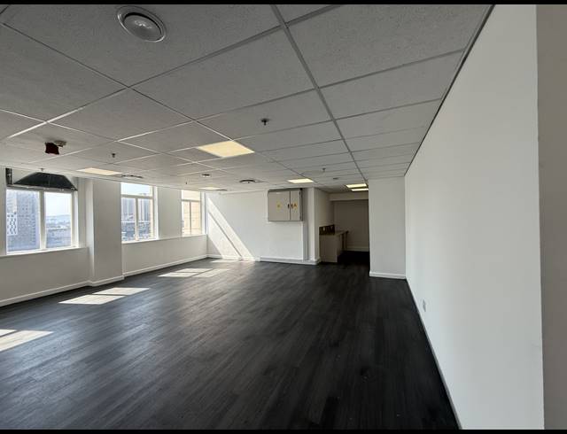 2,173M² OFFICE TO LET IN CAPE TOWN CITY CENTRE